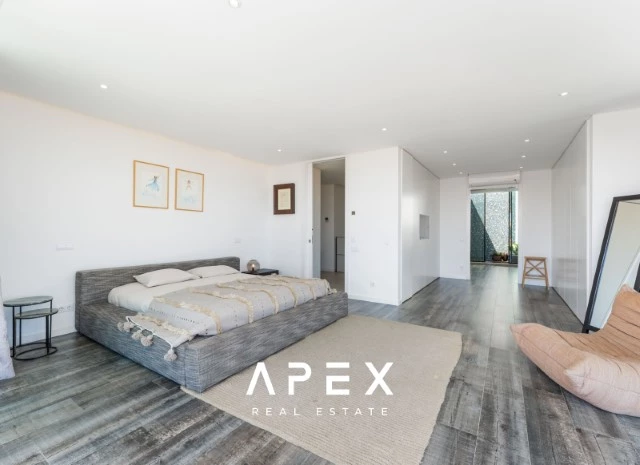 Four Bedroom Villa Views over Ria Formosa