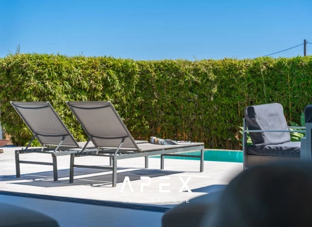 Four Bedroom Villa Views over Ria Formosa