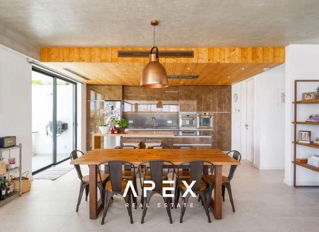 Four Bedroom Villa Views over Ria Formosa