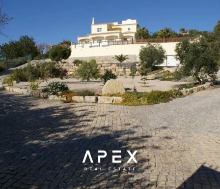 Four Bedroom Villa Views over Ria Formosa