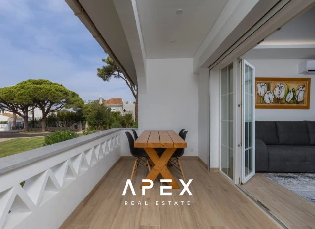 Luxury Living in Vale do Lobo: Exquisite 2-Bedroom Apartment to rent from 1st June 2025
