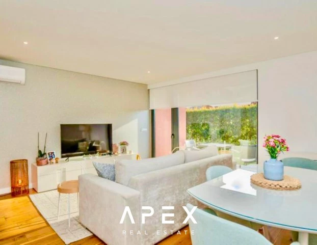 One Bedroom in One Vilamoura walking distance to the beach \ Pool \ Garage