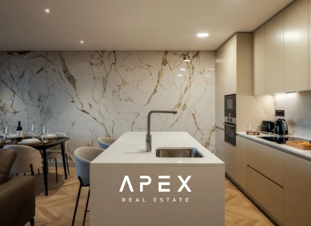 Luxurious Two-Bedroom Apartment with Stunning Views