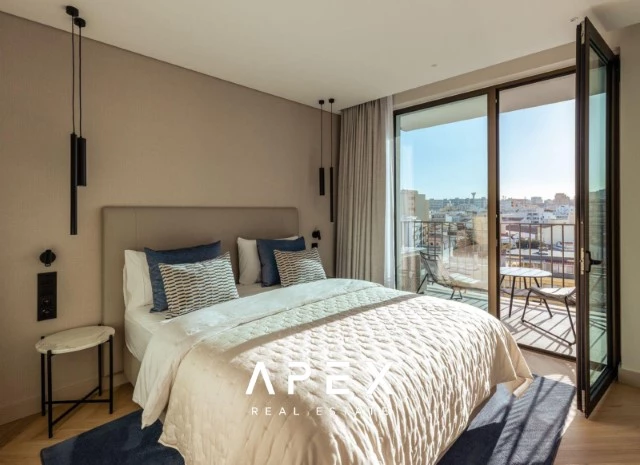 Luxurious Two-Bedroom Apartment with Stunning Views