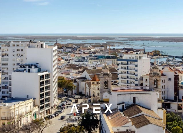 Luxurious Two-Bedroom Apartment with Stunning Views