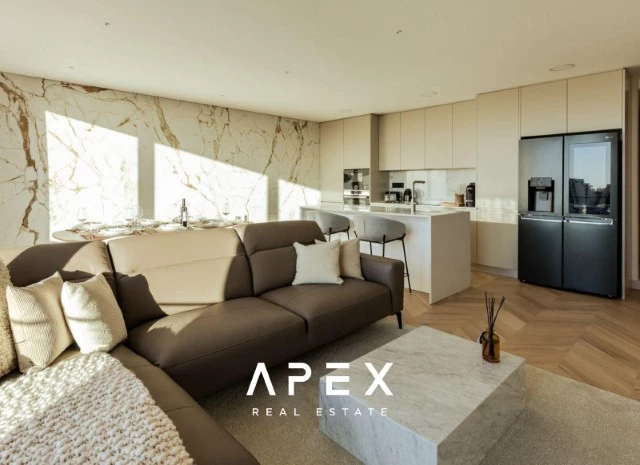 Luxurious Two-Bedroom Apartment with Stunning Views