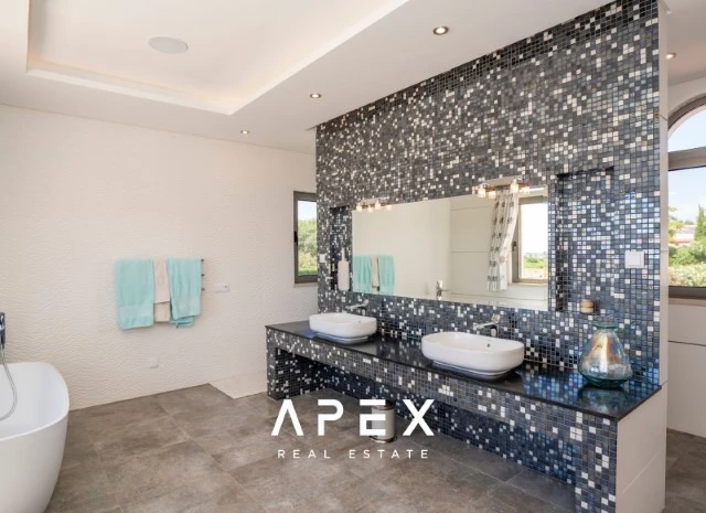 Luxury 5 Bedroom Villa with Private Orchard