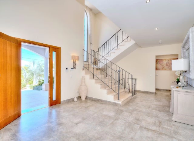 Luxury 5 Bedroom Villa with Private Orchard