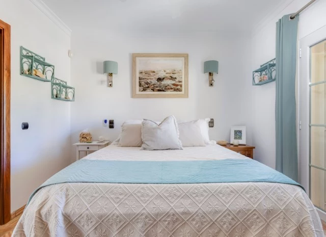 Beautiful Three-Bedroom Townhouse in The Village Development Near Vale do Lobo