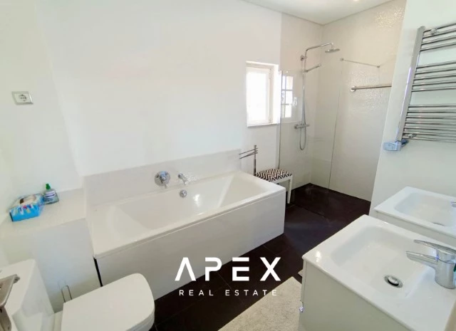 Four Bedroom Townhouse for Rent in Almancil