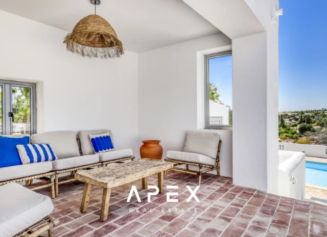Stunning Recently Refurbished Quinta Four Bedroom in Goldra with breathtaking countryside view