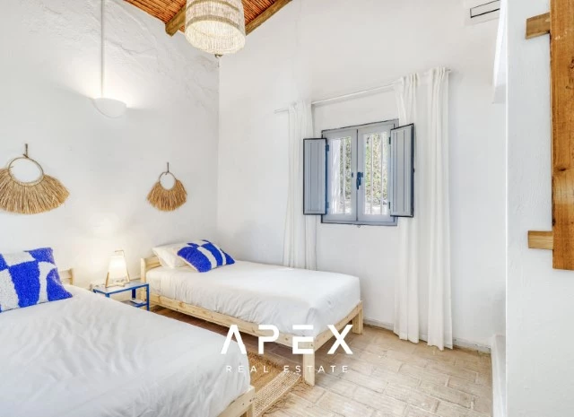 Stunning Recently Refurbished Quinta Four Bedroom in Goldra with breathtaking countryside view