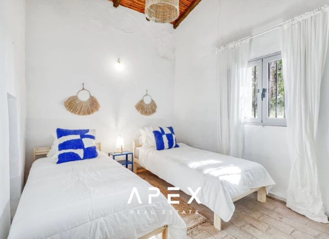 Stunning Recently Refurbished Quinta Four Bedroom in Goldra with breathtaking countryside view