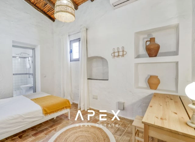 Stunning Recently Refurbished Quinta Four Bedroom in Goldra with breathtaking countryside view