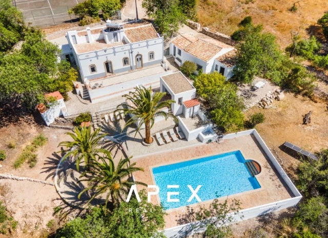 Stunning Recently Refurbished Quinta Four Bedroom in Goldra with breathtaking countryside view