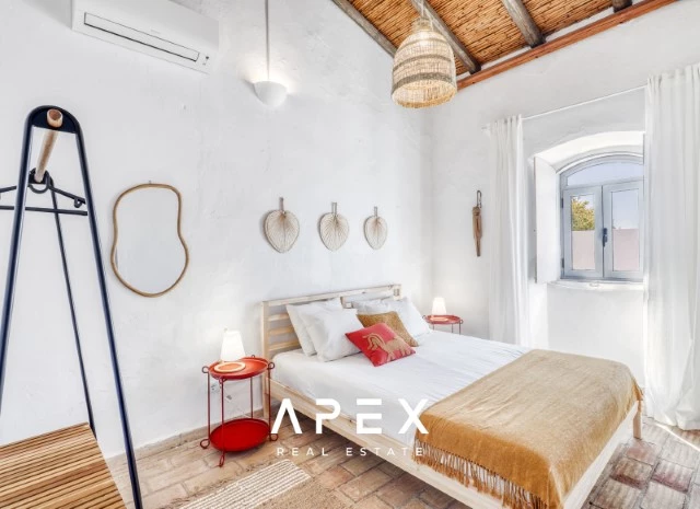 Stunning Recently Refurbished Quinta Four Bedroom in Goldra with breathtaking countryside view