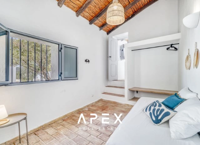 Stunning Recently Refurbished Quinta Four Bedroom in Goldra with breathtaking countryside view