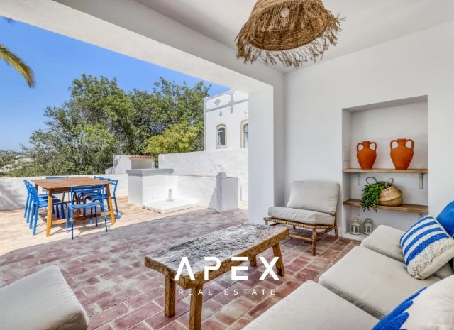 Stunning Recently Refurbished Quinta Four Bedroom in Goldra with breathtaking countryside view