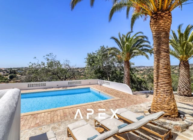 Stunning Recently Refurbished Quinta Four Bedroom in Goldra with breathtaking countryside view