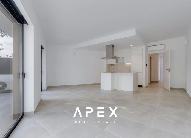 Two Bedroom duplex apartment with view of Ria Formosa