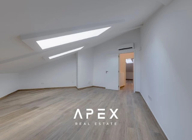 Two Bedroom duplex apartment with view of Ria Formosa