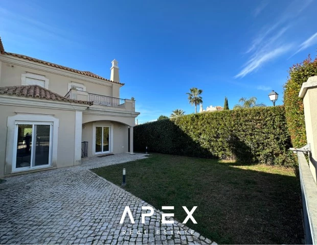 Unfurnished 4 Bedroom Rental with Underfloor Heating available immediately