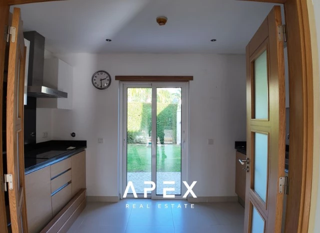 Unfurnished 4 Bedroom Rental with Underfloor Heating available immediately