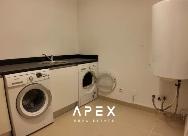 Unfurnished 4 Bedroom Rental with Underfloor Heating available immediately
