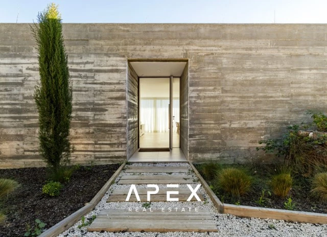 Three Bedroom Contemporary Long Term Rental Masterpiece