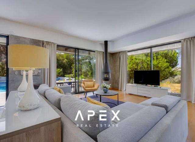 Two bedroom Villa in Vale Do Lobo surrounded by nature and beautiful landscape