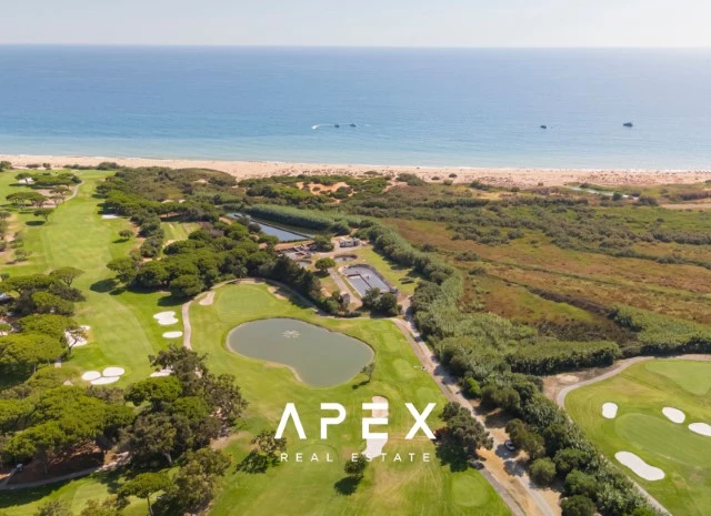 Two bedroom Villa in Vale Do Lobo surrounded by nature and beautiful landscape