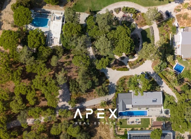 Two bedroom Villa in Vale Do Lobo surrounded by nature and beautiful landscape