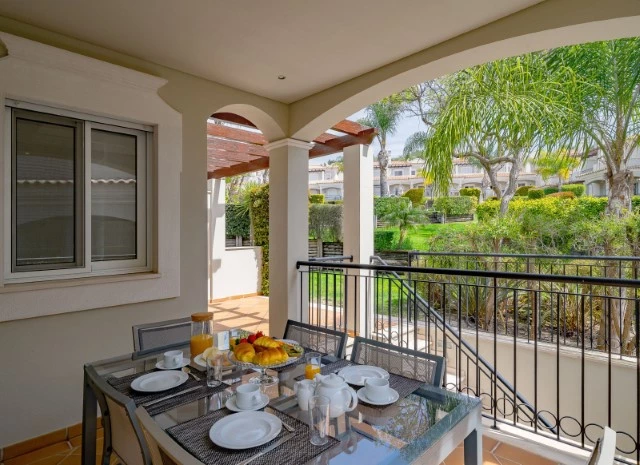 The Crest 4 Bedroom in Private Condominium with pool