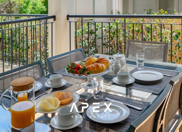 The Crest 4 Bedroom in Private Condominium with pool