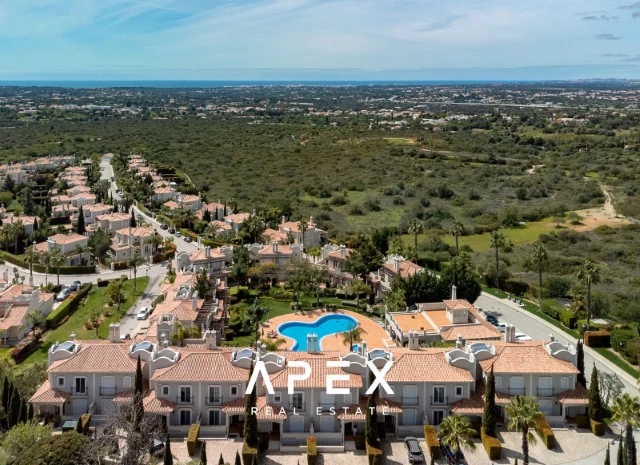 The Crest 4 Bedroom in Private Condominium with pool