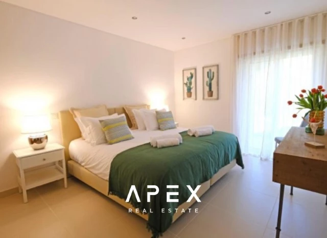 Four Bedroom Townhouse \ landscaped garden \ private pool \ Gated community