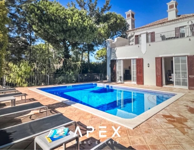 5 Bedroom villa in Quinta do Lago Modern Algarve Villa