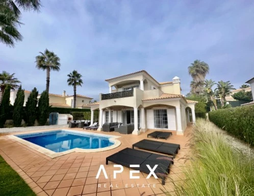 Three Bedroom Villa with private pool in Vale do Lobo walking distance to beach Available 12 Months from June