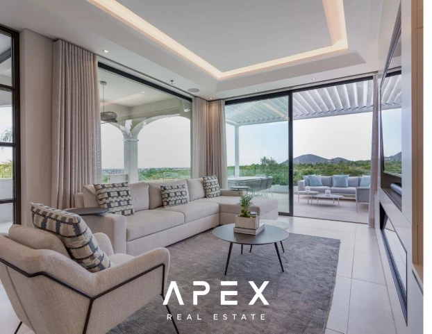 Five bedroom Villa with pool and stunning nature views to the sea