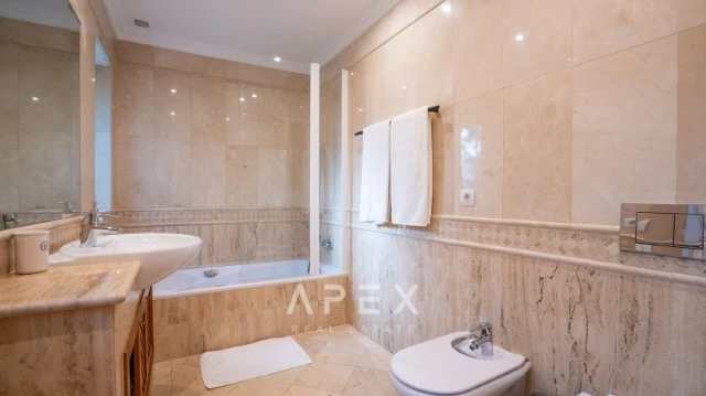 12 Month Long Term Rental | 5 Bedroom Villa in Quinta Do Lago
