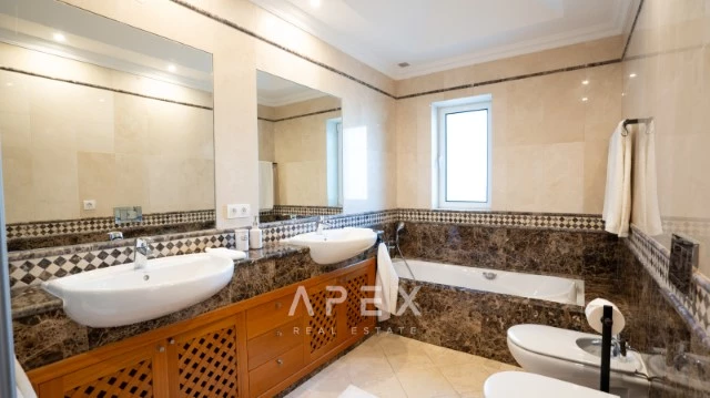 12 Month Long Term Rental | 5 Bedroom Villa in Quinta Do Lago