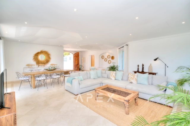 Long Term Minimum 12 Month Rental | Luxury 4 Bedroom Villa in the heart of Quinta Do Lago