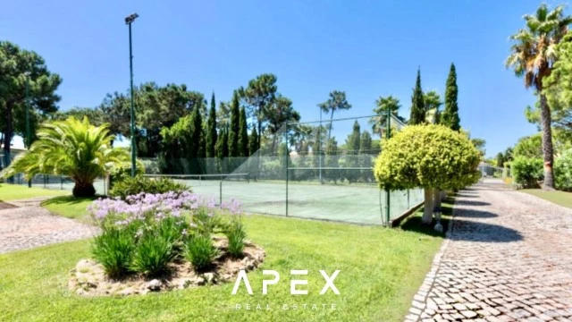 Quinta Do Lago | Atlantico | 12 Month Long Term Rental | Four bedroom luxury villa with tennis court, sauna and infinity pool