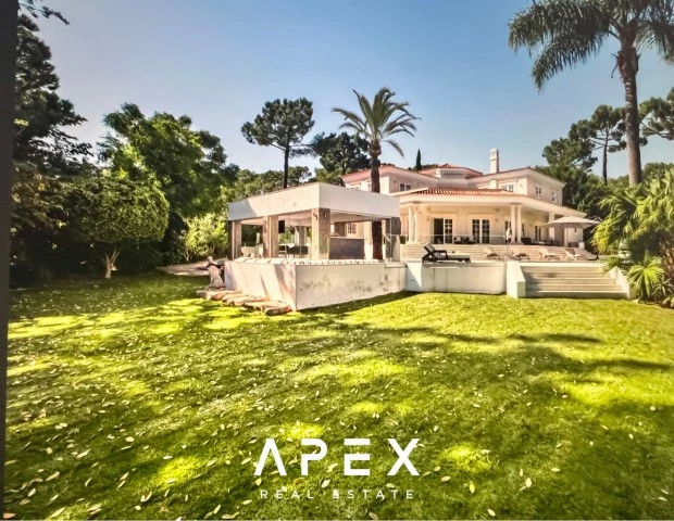 8 Bedroom Villa in Quinta do Lago Modern Villa
