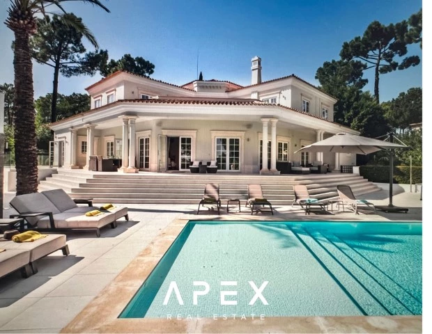 8 Bedroom Villa in Quinta do Lago Modern Villa