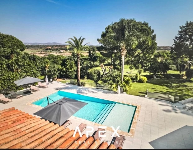 8 Bedroom Villa in Quinta do Lago Modern Villa