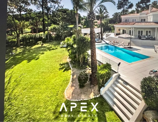 8 Bedroom Villa in Quinta do Lago Modern Villa