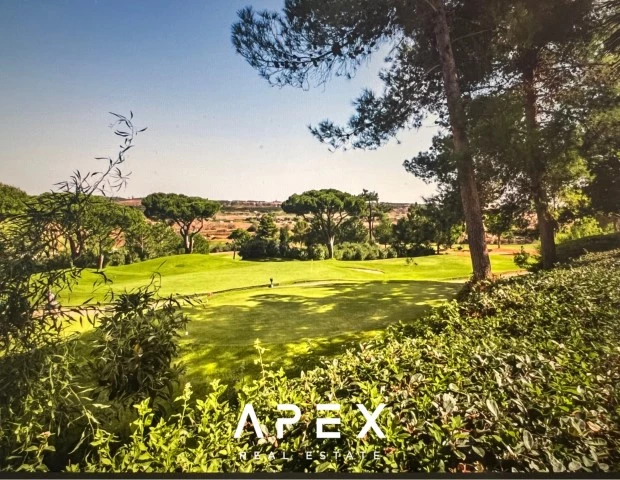 8 Bedroom Villa in Quinta do Lago Modern Villa