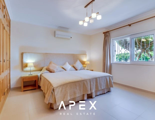 Luxury 4 Bed Villa in Vale Do Lobo close to Beach and Golf