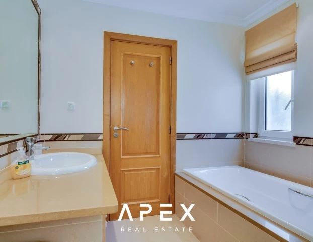 Luxury 4 Bed Villa in Vale Do Lobo close to Beach and Golf